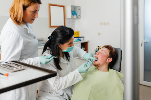 Emergency Dental Services for Seniors
